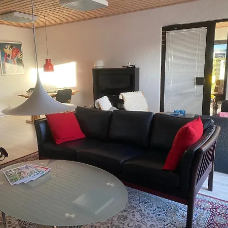 Hyggeligt Ved Glasvaerkstedet Pa Nordmors Holiday home *