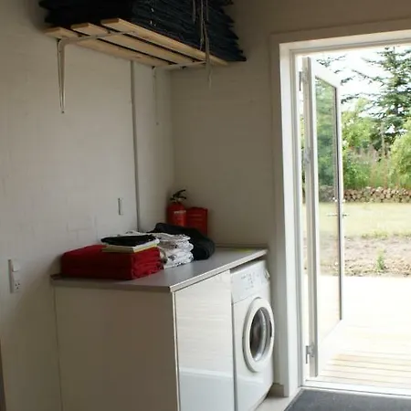 Hyggeligt Ved Glasvaerkstedet Pa Nordmors Holiday home *